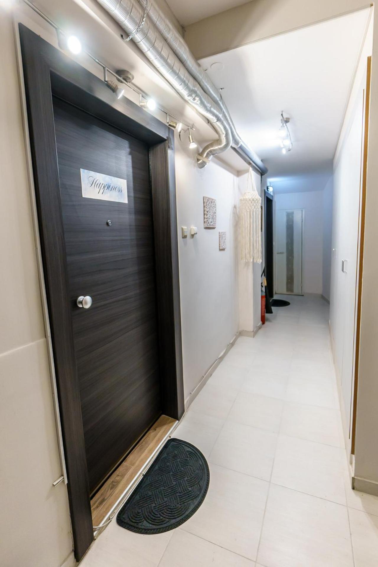 Happiness Studio With Terrace. Thessalonique Extérieur photo